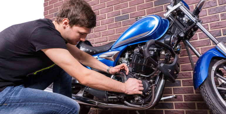 Las 10 cosas que siempre debe revisar en su moto