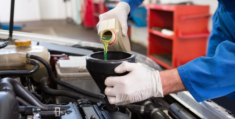 Mitos y verdades sobre el aceite de su carro