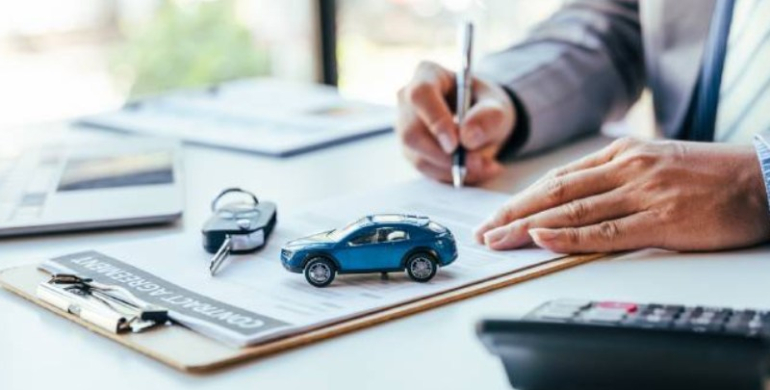 Ingresa a CarroYa y cotiza y adquiere tu seguro todo riesgo para tu vehiculo Cotiza y compra tu seguro todo riesgo con CarroYa perfecto para iniciar el año 2024