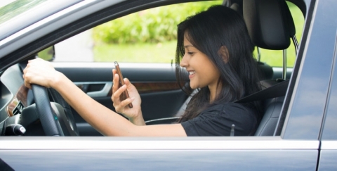 Cómo interactuar con tu vehículo a través de aplicaciones móviles