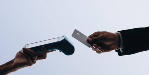 Beneficios de la tarjeta de crédito de CarroYa AV Villas